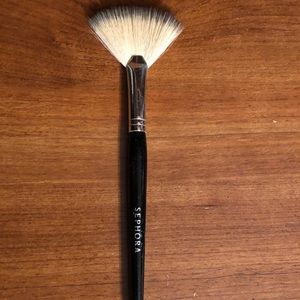Sephora fan brush